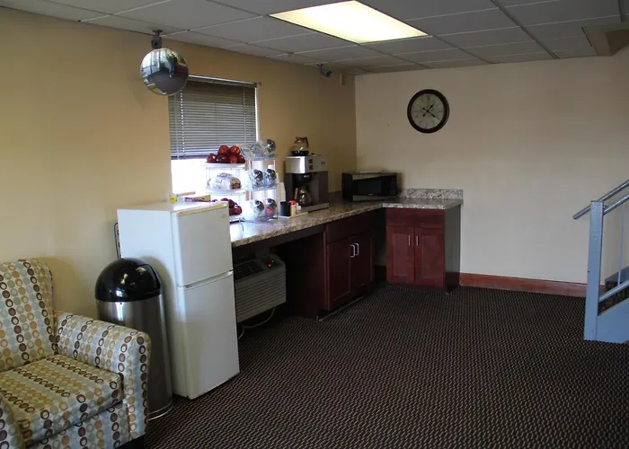 Budget Host Inn